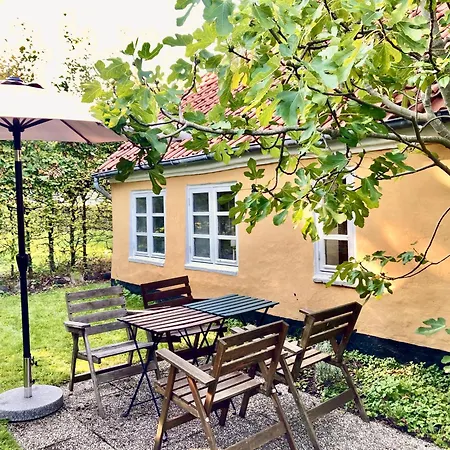 Den Gamle Skomager Ved Slotssoen 度假居 加斯庭